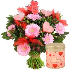 Bouquet of love + tin of heart candy (Bouquet bigger of love with 3 hearts and 2 feathers + tin of heart candy 